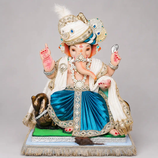 Mayur Coach Ganesha 18"