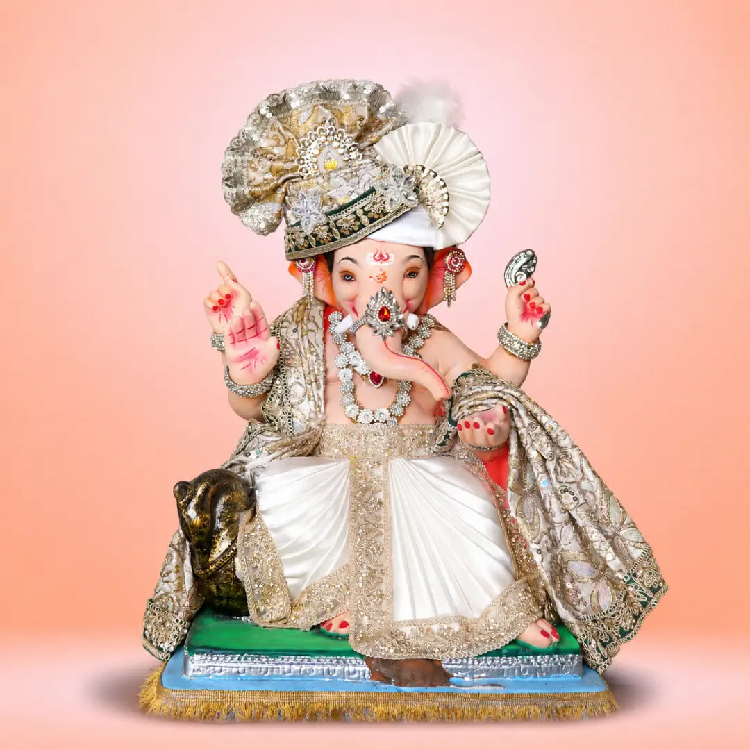MAYUR_COACH_11.webp
