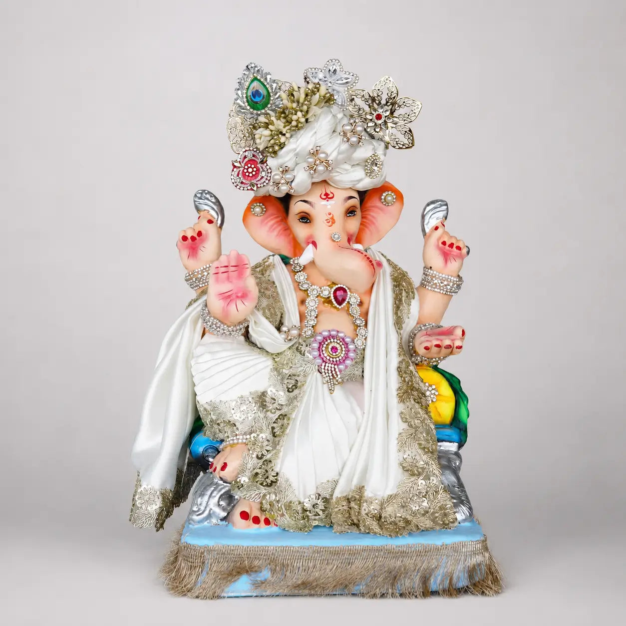 eco-friendly-ganesha-toronto-gajraj-15-inch-white.webp